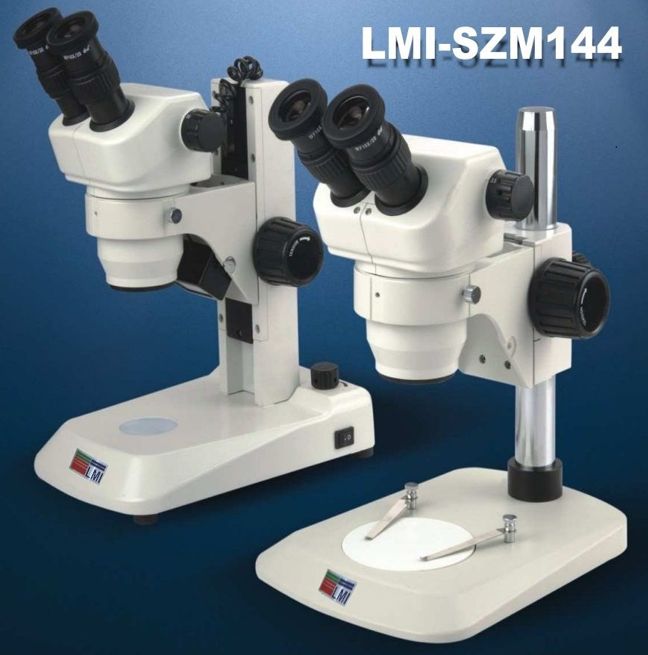 Stereo zoom microscope